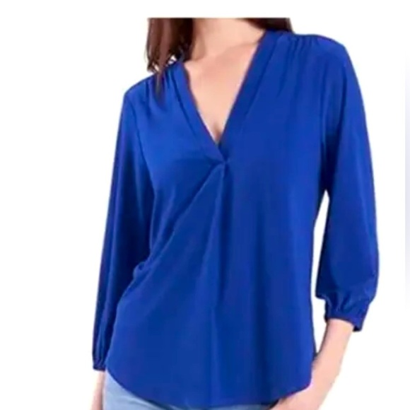 NWT Two by Vince Camaro Goddess Blue V neck medium shirt - Picture 5 of 10
